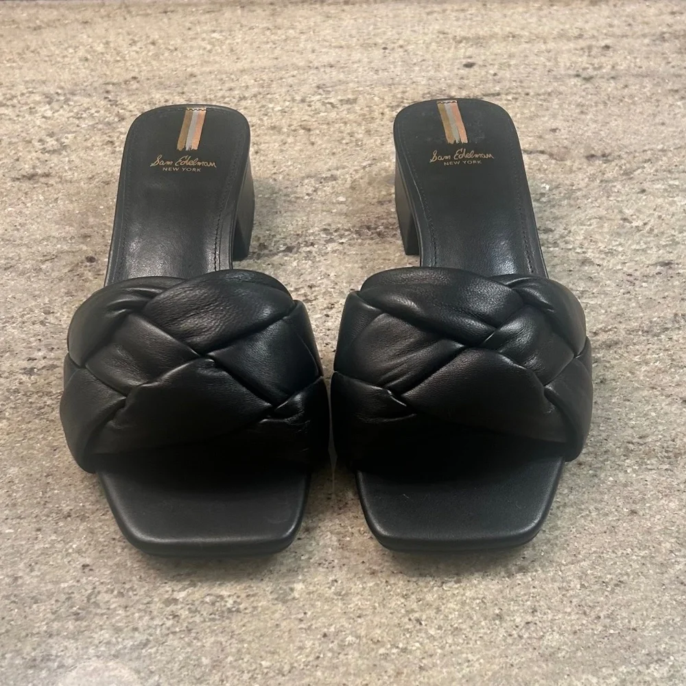 Like NEW!! Sam Edelman Soft Black Calf Leather Slides Size 8.5